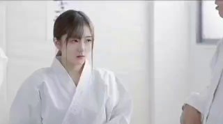 【国产馆】绿播不赚钱改黄播的20岁天然木瓜大奶可爱美女主播夜晚与炮友玩车震